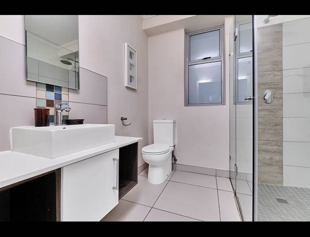 2 BEDROOM APARTMENT FOR SALE IN ROSEBANK